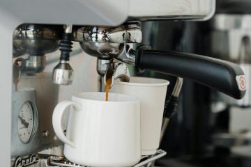 Apa Sih Bedanya Rasa Kopi Manual Brew dengan Coffee Machine Brew ?